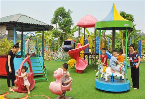 Góp sức xây dựng trường đạt chuẩn Quốc gia