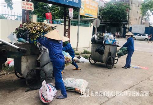 Thu gom, xử lý trên 22 tấn rác thải mỗi ngày