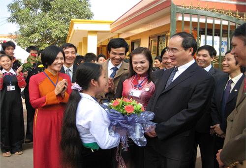 Deputy Prime Minister visits Thai Nguyen University