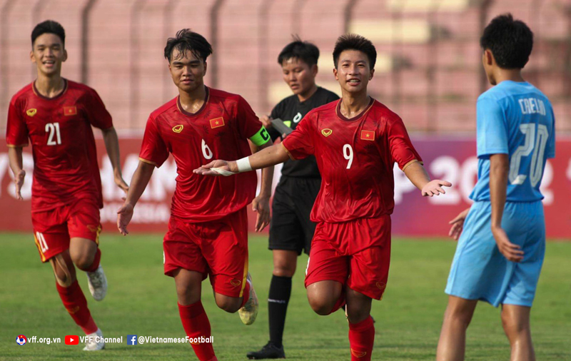  Đội tuyển U16 Việt Nam sẽ đối đầu với đội tuyển U16 Thái Lan tại bán kết.