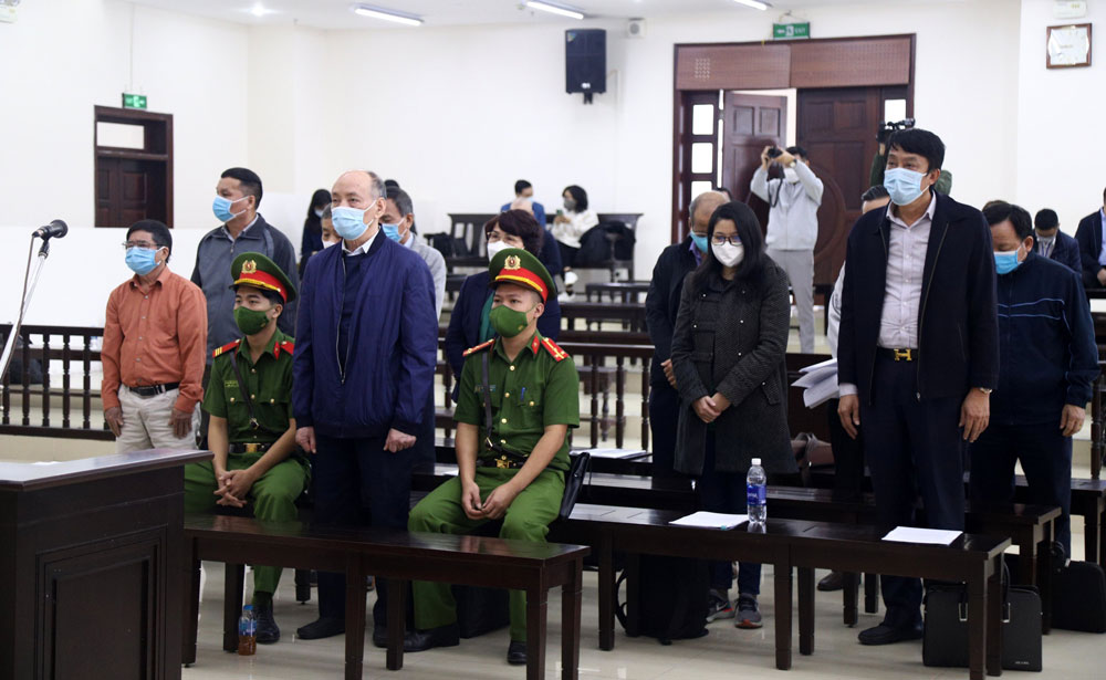  Các bị cáo có mặt tại phiên tòa phúc thẩm ngày 9-11.