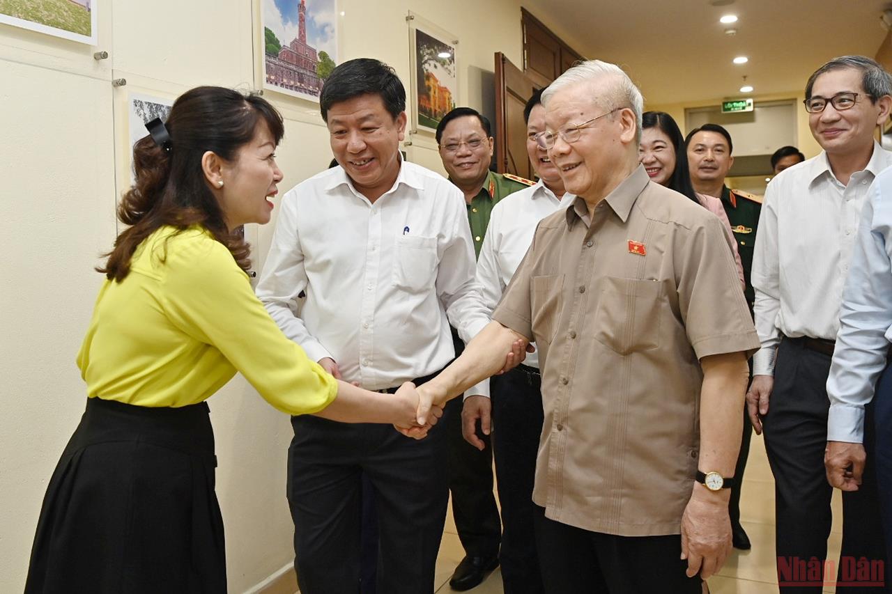  Tổng Bí thư Nguyễn Phú Trọng tiếp xúc cử tri đơn vị bầu cử số 1, thành phố Hà Nội.