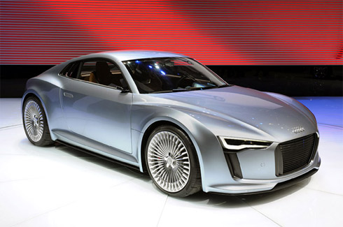 Audi E-tron, siecirc;u xe chạy điện sẽ lagrave; R4 thế hệ mới.