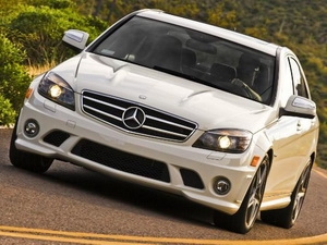 Mẫu C-Class sedan của Mercedes-Benz.