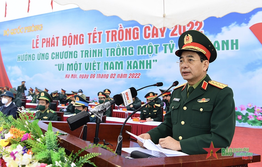  Đại tướng Phan Văn Giang đọc diễn văn phát động Tết trồng cây năm 2022. Ảnh: TUẤN HUY.