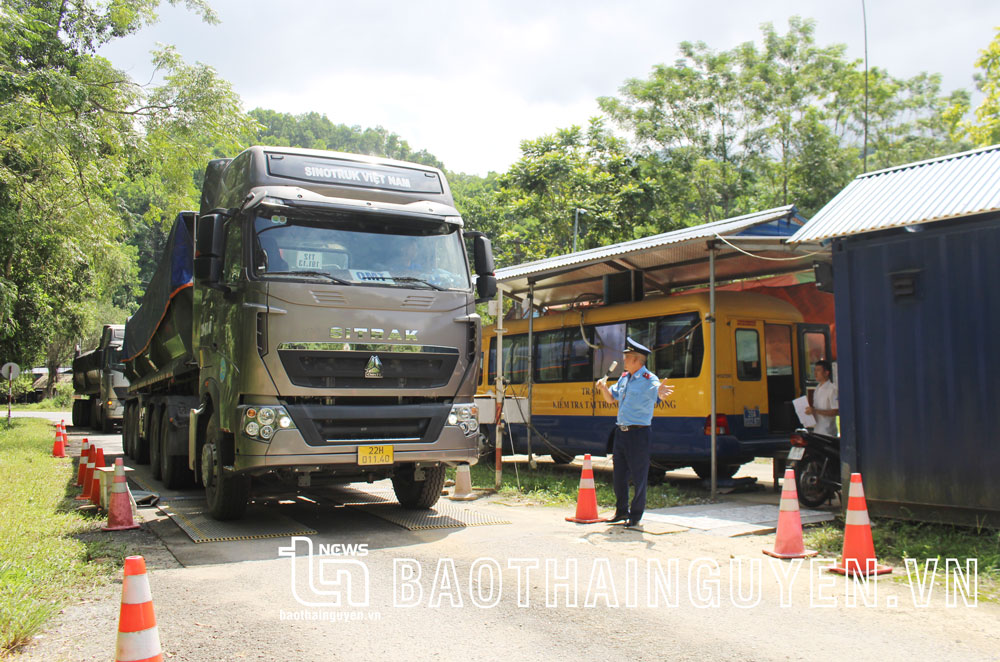  Việc duy trì Trạm Kiểm soát trọng tải trên Quốc lộ 37, đoạn qua xã Yên Lãng (Đại Từ), đã giúp ngăn ngừa xe quá tải hoạt động trên tuyến đường này.