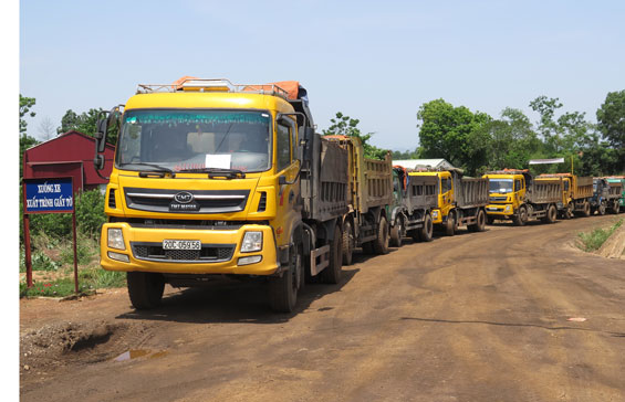  Nhiều điểm mỏ nằm ngoài Trạm kiểm soát khoáng sản Linh Sơn nên việc quản lý hoạt động vận chuyển khoáng sản trên địa bàn huyện Đồng Hỷ gặp khó khăn.