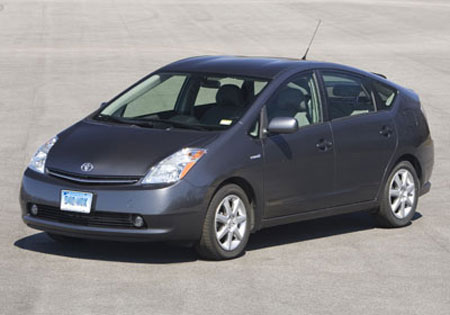 Toyota Prius - model coacute; độ tin cậy cao nhất ở phacirc;n khuacute;c xe cỡ nhỏ