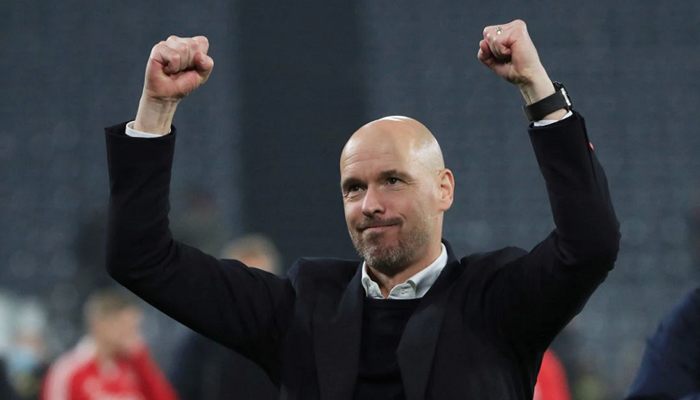  Chiêu mộ thành công tiền vệ Declan Rice từ West Ham là thử thách đầu tiên đối với HLV Erik ten Hag tại sân Old Trafford. Ảnh: Reuters