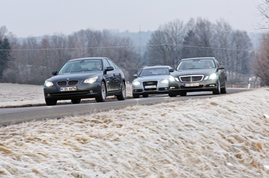  BMW vẫn đứng trên Mercedes-Benz và Audi về doanh số bán hàng trong năm 2010.