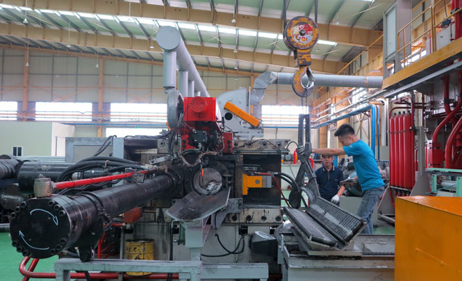  Dây chuyền sản xuất nhôm và các thành phẩm liên quan đến nhôm của Công ty TNHH Alutec Vina. Alutec Vina (Tập đoàn Aluko - Hàn Quốc) tại KCN Điềm Thụy). Ảnh: MP.