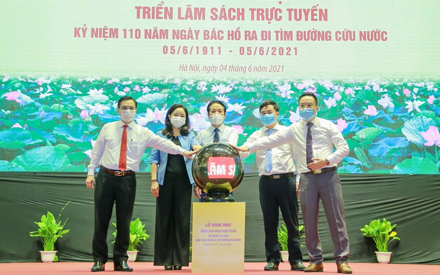  Khai mạc triển lãm sách trực tuyến kỷ niệm 110 năm Ngày Bác Hồ ra đi tìm đường cứu nước.