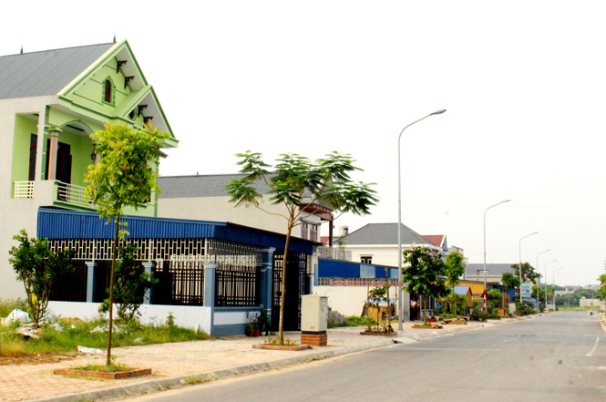  Hiện nay, nhiều hộ dân phải di dời chỗ ở để phục vụ giải phóng mặt bằng Dự án KCN Sông Công II đã chuyển đến khu tái định cư, ổn định cuộc sống. 