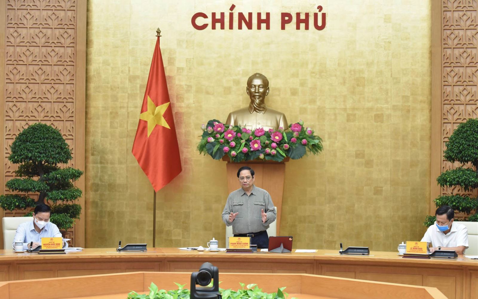  Thủ tướng Chính phủ Phạm Minh Chính phát biểu tại cuộc họp.