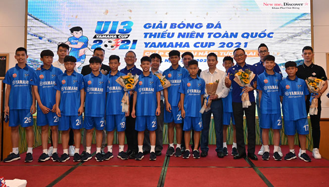  Đội tuyển U13 Hà Nội tại buổi họp báo giới thiệu Giải Bóng đá thiếu niên toàn quốc Yamaha Cup 2021.