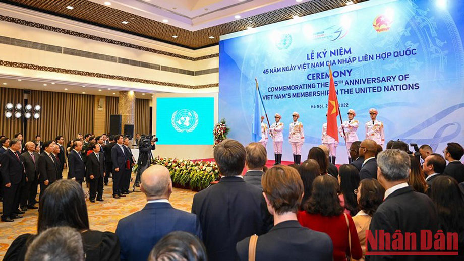  Quang cảnh lễ kỷ niệm 45 năm ngày Việt Nam gia nhập Liên hợp quốc.