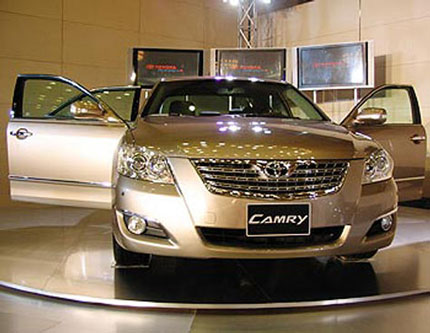 278 xe Camry (bao gồm cả Camry 3.5Q và 2.4G) bắt đầu được triệu hồi để thay thế bu lông từ ngày 14/4.