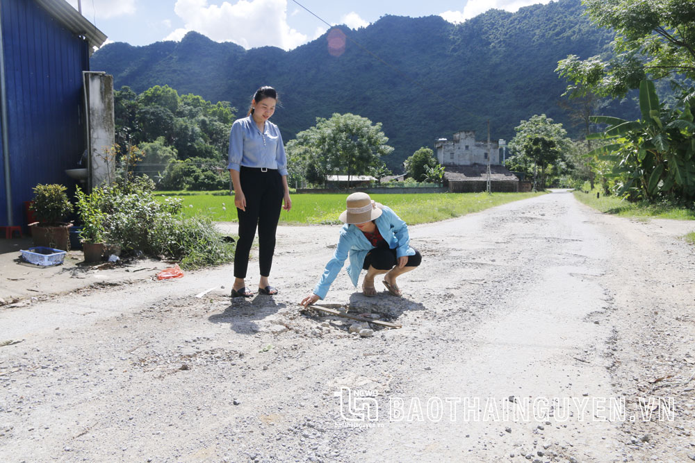  Tuyến đường liên xã Chợ Chu - Kim Phượng - Quy Kỳ - Lam Vỹ đã xuống cấp nghiêm trọng từ vài năm qua.