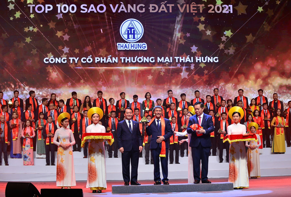  Tại Lễ công bố được tổ chức tháng 4-2022, thương hiệu Thái Hưng vinh dự nằm trong TOP 100 thương hiệu Sao vàng đất Việt năm 2021.