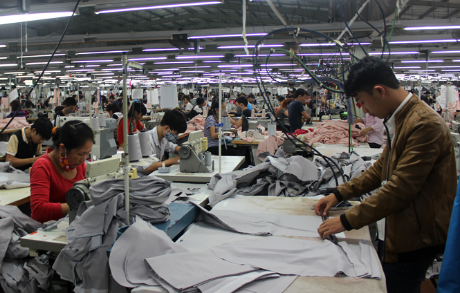   May mặc là một trong số các sản phẩm công nghiệp có chỉ số tồn kho lớn trong tháng 2.