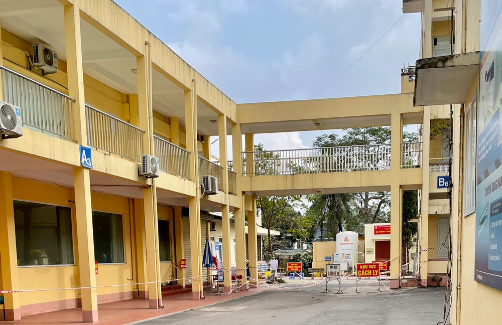  Khu vực điều trị bệnh nhân COVID-19 tại Bệnh viện số 3 (Bệnh viện Gang thép) được bảo vệ nghiêm ngặt.