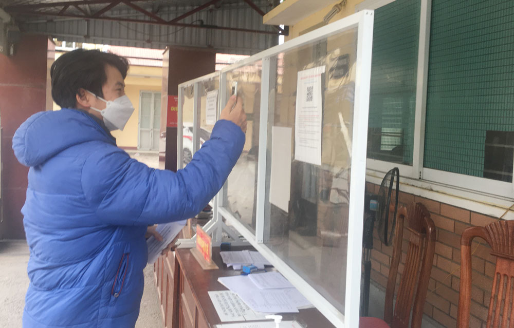 Trung tâm Y tế T.P Thái Nguyên yêu cầu người đến liên hệ làm việc, khám, chữa bệnh phải quét mã QR để khai báo y tế.