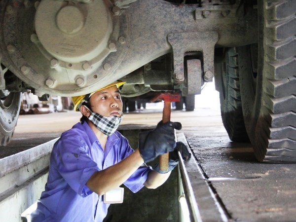 Vẫn còn lượng lớn phương tiện quá niên hạn sử dụng và quá hạn đăng kiểm.