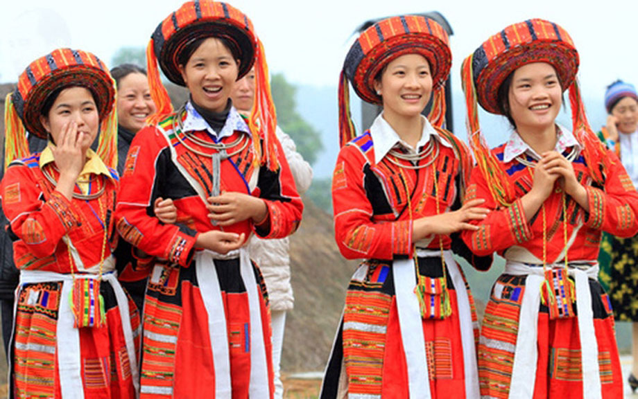 Cần khôi phục, bảo tồn và phát triển bản sắc văn hóa truyền thống của đồng bào dân tộc. Ảnh: Hội Liên hiệp Phụ nữ Việt Nam.