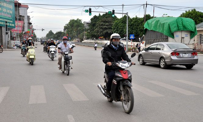  Tuyến đường Việt Bắc được đầu tư cải tạo mới đã giúp giảm tải rất nhiều cho các tuyến Quang Trung, Hoàng Văn Thụ và tới đây sẽ là Cách mạng Tháng Tám. Ảnh: Vi Vân