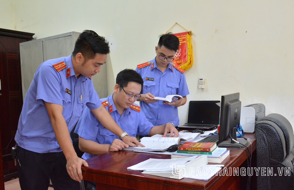  VKSND thị xã Phổ Yên là một trong những đơn vị làm tốt công tác rà soát, tổng hợp các vấn đề về an ninh trật tự để kiến nghị phòng ngừa tội phạm và vi phạm pháp luật.