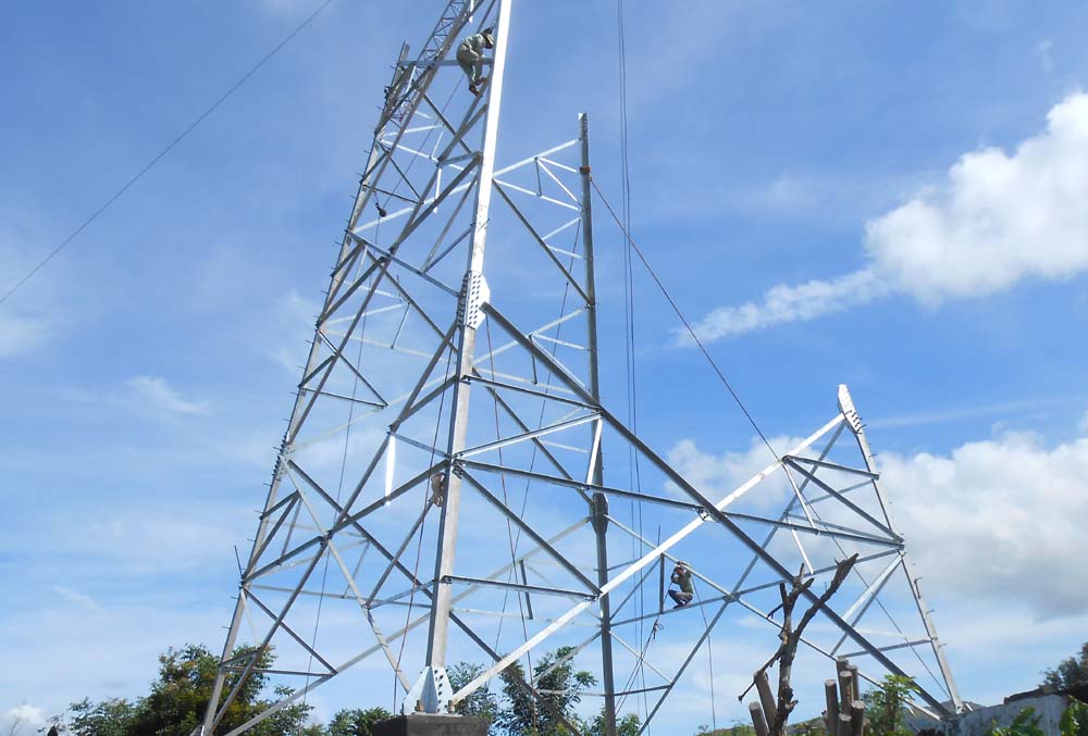  Thi công đường dây 500kV (Ảnh minh họa).