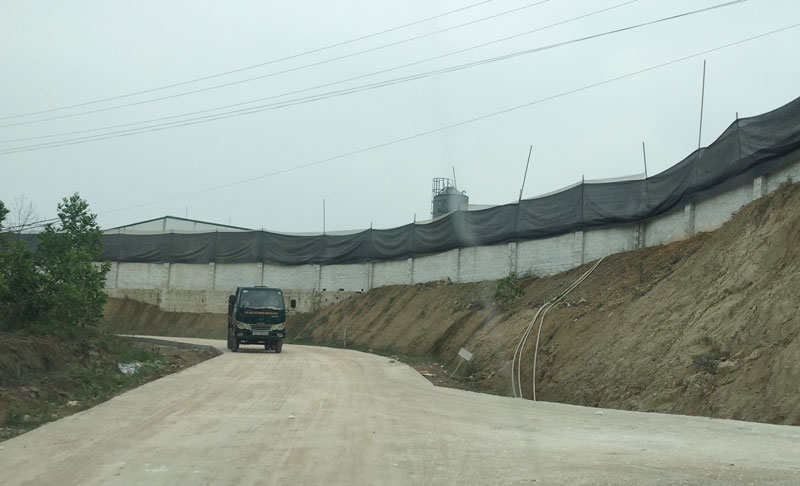   5,4km đường qua địa phận thị trấn Quân Chu đã đưa vào sử dụng.