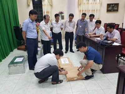  Tổ công tác tiến hành rà soát công tác chấm thi tại Hội đồng thi Sở Giáo dục và Đào tạo Hà Giang.