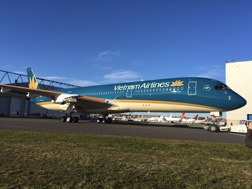  Tàu bay mới Airbus A350-900.