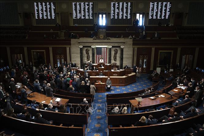  Toàn cảnh một phiên họp của Hạ viện Mỹ ở Washington, DC., ngày 19/11/2021. Ảnh: AFP/TTXVN
