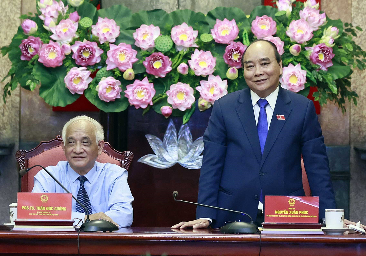  Chủ tịch nước Nguyễn Xuân Phúc phát biểu tại buổi làm việc. (Ảnh: TTXVN)