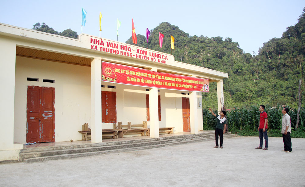  Nhà văn xóm Lũng Cà, xã Thương Nung (Võ Nhai) được xây dựng với tổng số tiền trên 300 triệu đồng, trong đó Nhà nước hỗ trợ 150 triệu đồng, còn lại do nhân dân đối ứng.