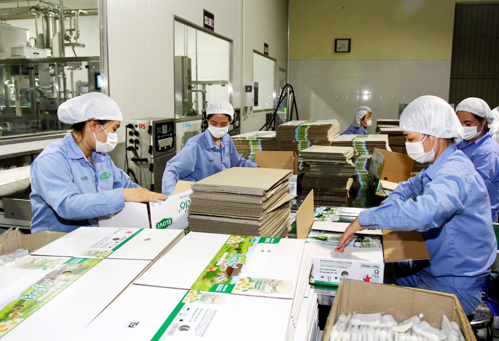  Thu nhập bảo đảm, người lao động mới có thể toàn tâm, toàn trí phục vụ doanh nghiệp. (Ảnh minh họa)