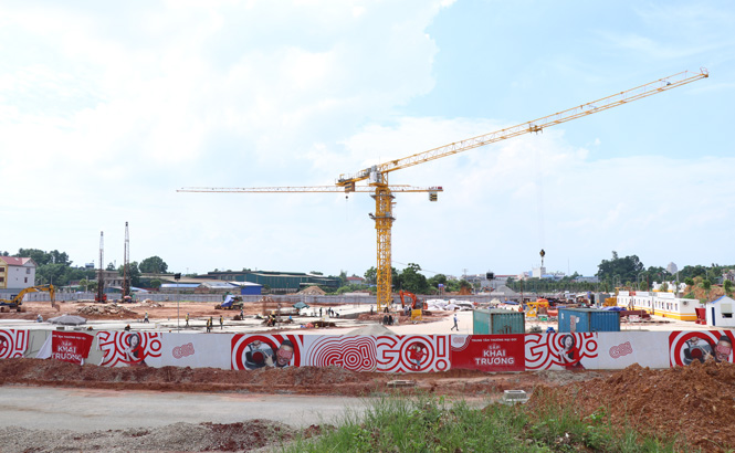  Trung tâm thương mại BigC, nằm trong Khu dân cư số 1, đường Việt Bắc đang được nhà đầu tư đẩy nhanh tiến độ thi công.