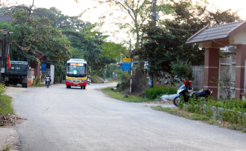  Tuyến xe buýt số 8 Bình Long (Võ Nhai) - Khu công nghiệp Yên Bình đã hoạt động trở lại nhưng vẫn gặp nhiều khó khăn.