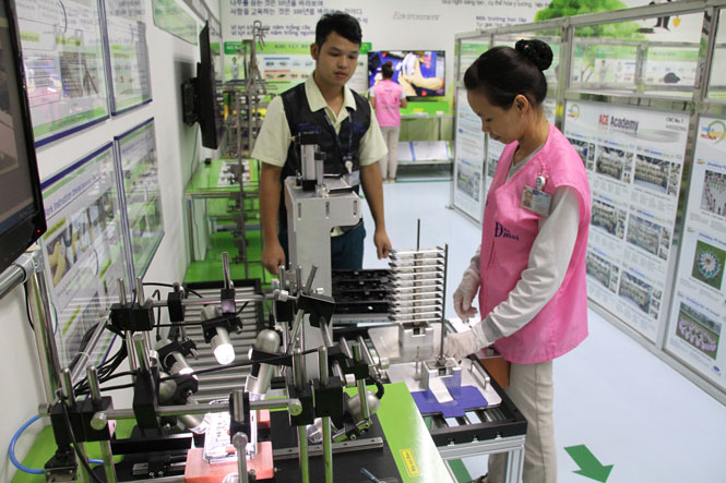 Sản xuất, lắp ráp linh kiện điện tử tại Công ty TNHH Samsung Electronics Việt Nam, Thái Nguyên