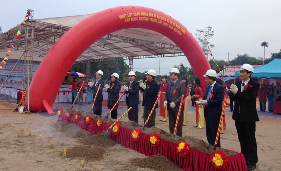  Các đại biểu tại Lễ động thổ khởi công công trình.
