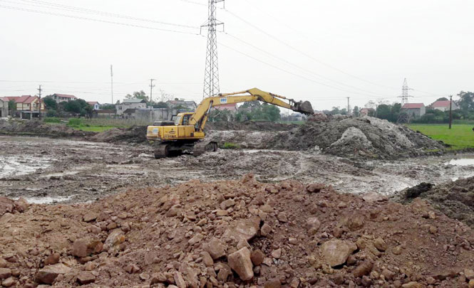  Hiện nay, Khu dân cư Đông Tâyđã tiến hành giải phóng mặt bằng được trên 11ha và chủ đầu tư đang tiến hành thi công đường giao thông, hệ thống thoát nước, trồng cây xanh, thảm cỏ...
