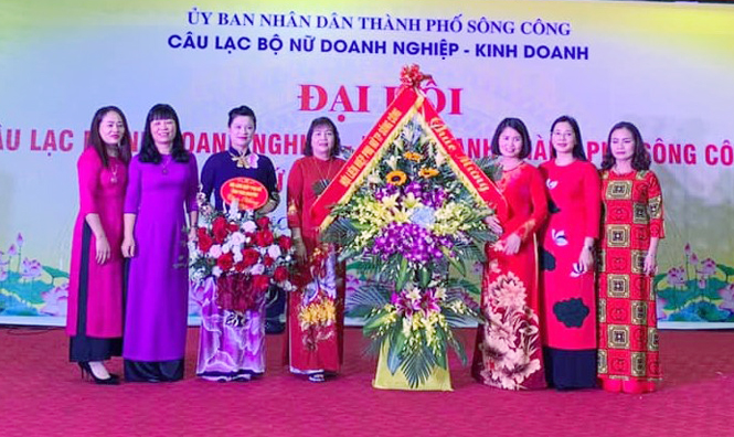  Ban Chủ nhiệm CLB Nữ doanh nghiệp - kinh doanh T.P Sông Công ra mắt Đại hội
