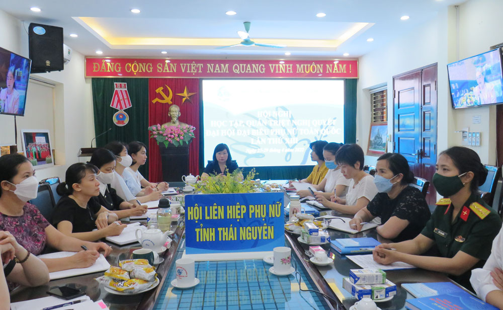  Đại biểu dự Hội nghị tại điểm cầu Hội LHPN tỉnh Thái Nguyên.