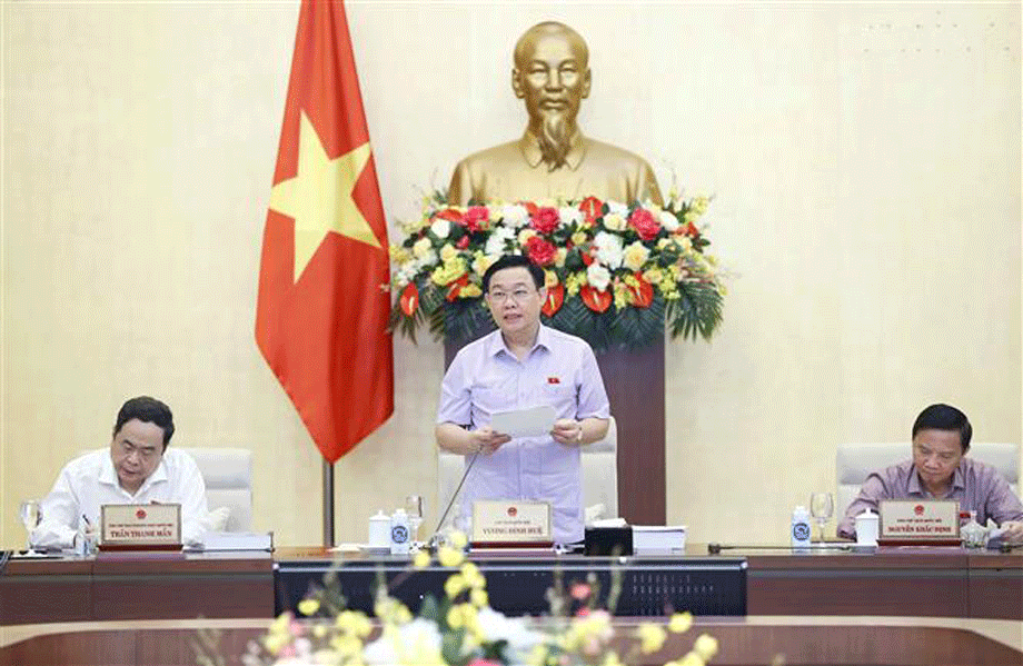  Chủ tịch Quốc hội Vương Đình Huệ phát biểu khai mạc phiên họp. Ảnh:Doãn Tấn/TTXVN