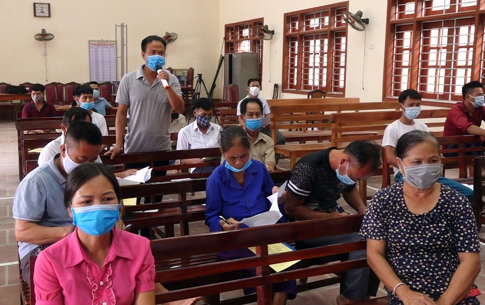  Người dân cho ý kiến vào Đồ án quy hoạch chi tiết tỷ lệ 1/500 điểm dân cư nông thôn trung tâm xã Vô Tranh.