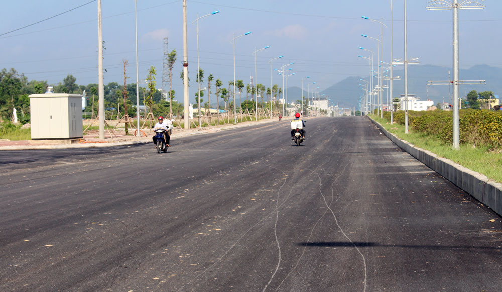  Hệ thống giao thông nội thị trên địa bàn T.P Sông Công ngày càng được hoàn thiện, nhằm đáp ứng tiêu chí đô thị loại II.