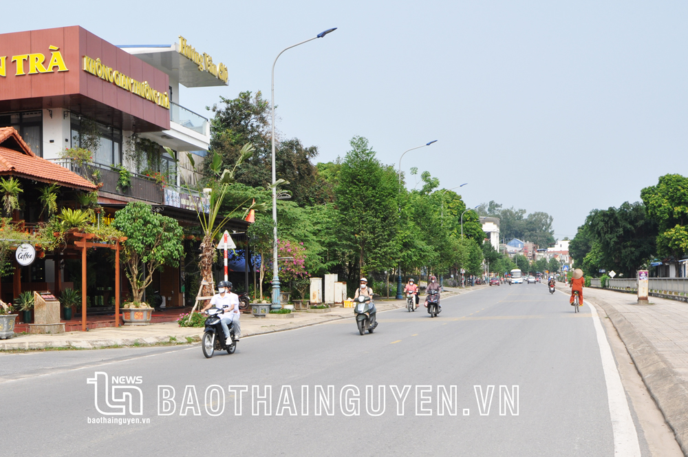  Tuyến đường Việt Bắc góp phần làm giảm ùn tắc giao thông cho các tuyến phố vào những giờ cao điểm.