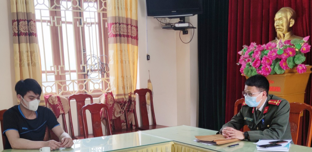  N.V.H. tại buổi làm việc với cơ quan Công an.